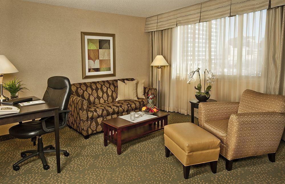 Holiday Inn Alexandria At Carlyle By Ihg Luaran gambar